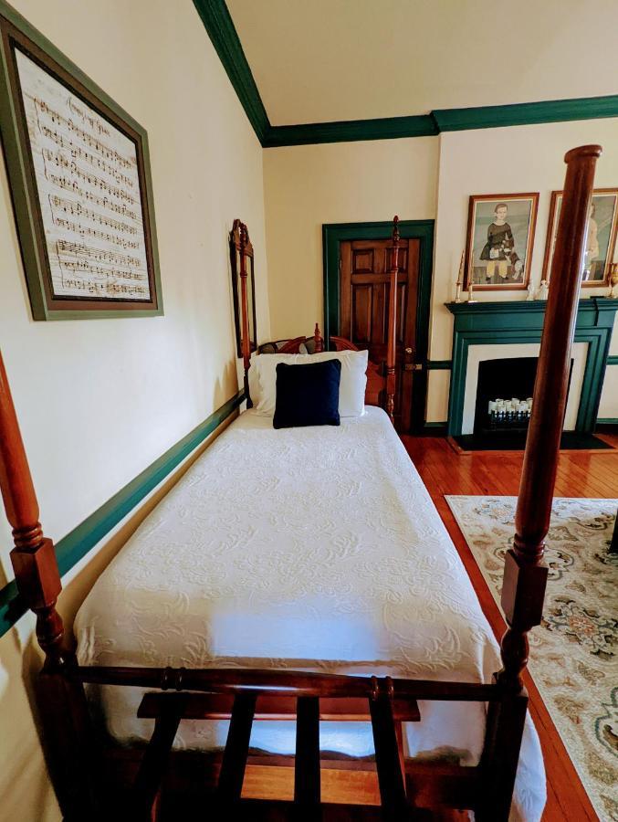 Chanceford Hall Bed & Breakfast Snow Hill Exterior photo